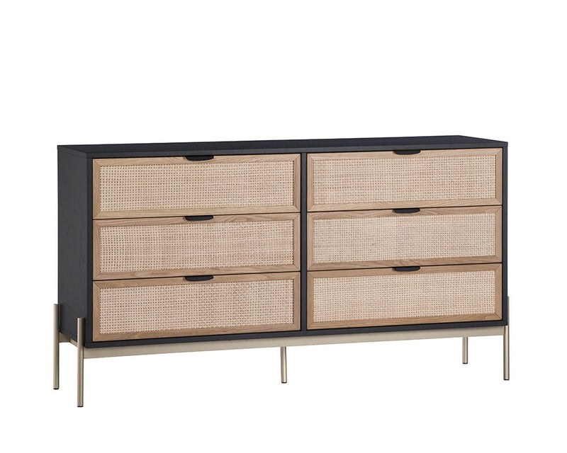 Avid Dresser