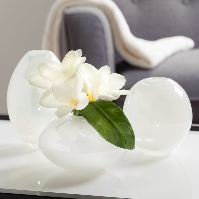 Mini Lustre Assorted 3 Piece White Glass Vase Set