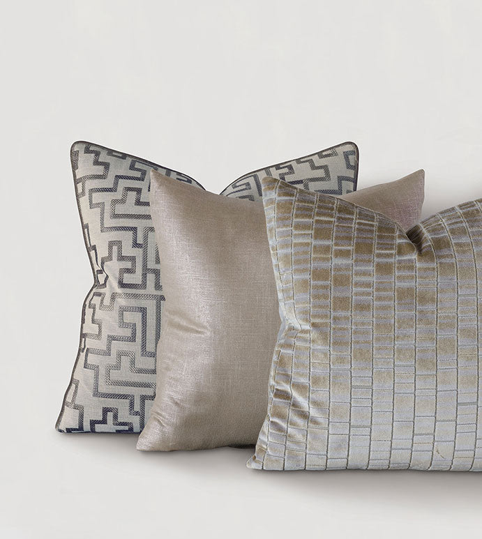 Artemis Cut Velvet Decorative Pillow